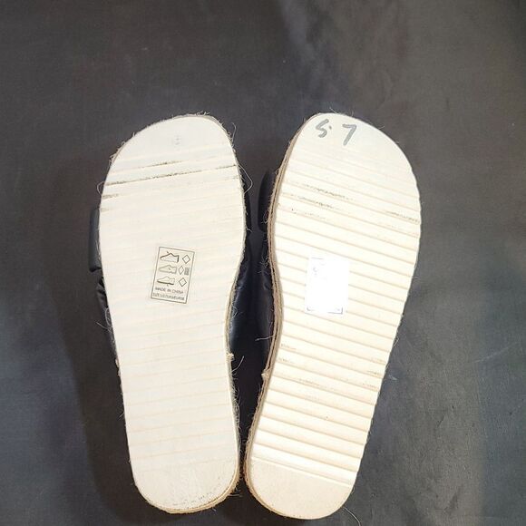 BRAND NEW QUPID CANCUN WOMEN'S PLASFORM SLIDE SANDALS - Picture 13 of 16